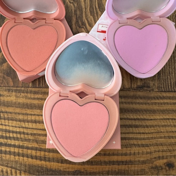 Colourpop Heart Blushes - Sweetheart, Let’s Dance, Cupid’s Bow (bundle of three) - Picture 5 of 8
